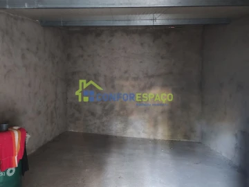Moradia T5 para Venda em Alcains