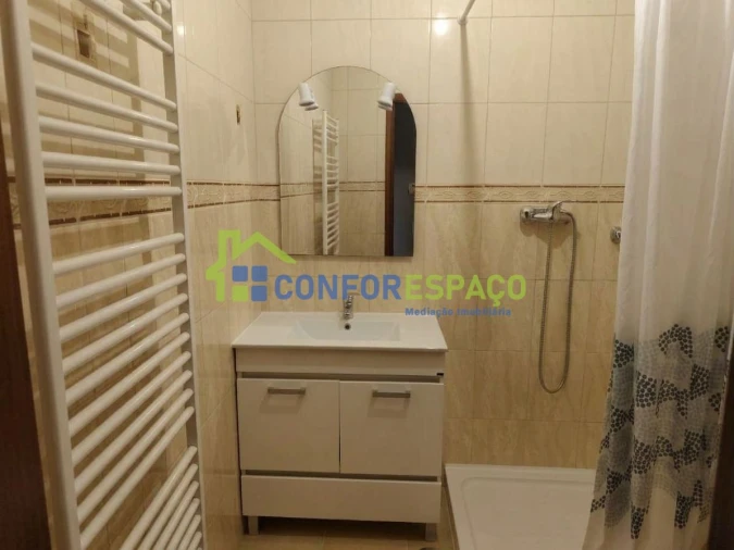 Moradia T5 para Venda em Alcains Foto 30