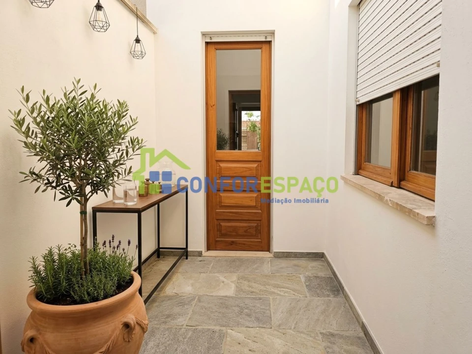 Moradia T5 para Venda em Alcains Foto 10