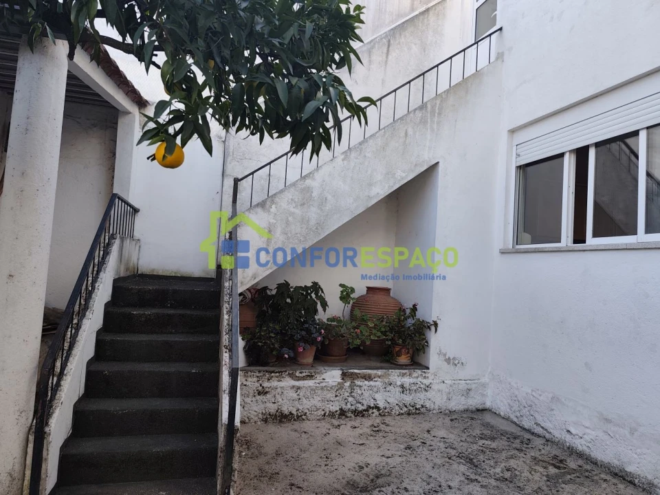 Moradia T5 para Venda em Alcains Foto 39