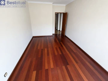 Apartamento T4 para Venda em Paranhos