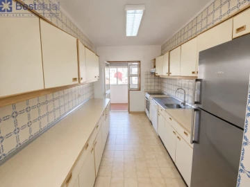 Apartamento T4 para Venda em Paranhos