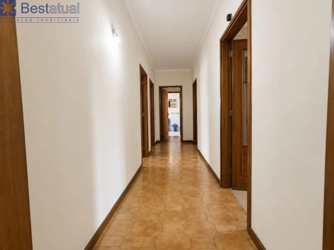 Apartamento T4 para Venda em Paranhos Foto 15