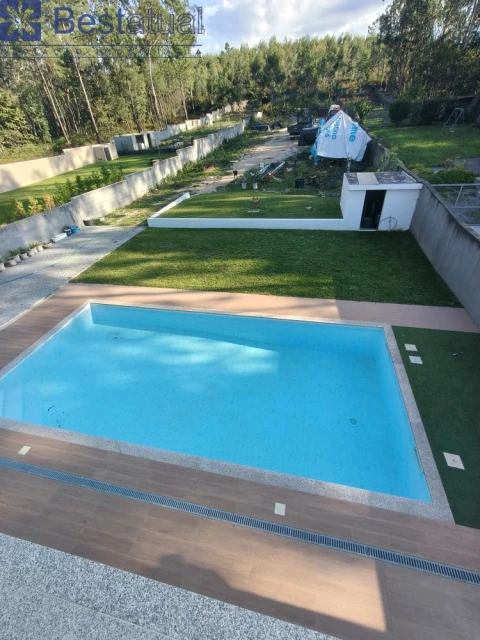 Moradia T3 para Venda em Rio Mau e Arcos