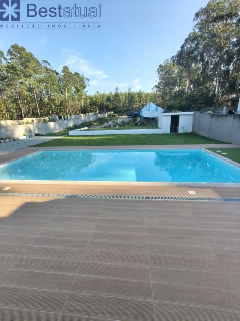 Moradia T3 para Venda em Rio Mau e Arcos