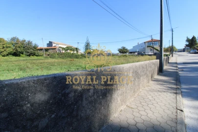 Terreno para Venda em Nogueira do Cravo e Pindelo