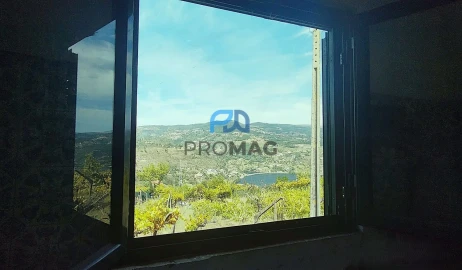 Quinta T3 para Venda em Freigil e Miomães