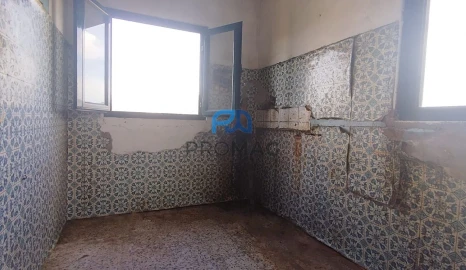 Quinta T3 para Venda em Freigil e Miomães
