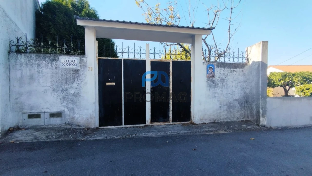 Quinta T3 para Venda em Freigil e Miomães Foto 1