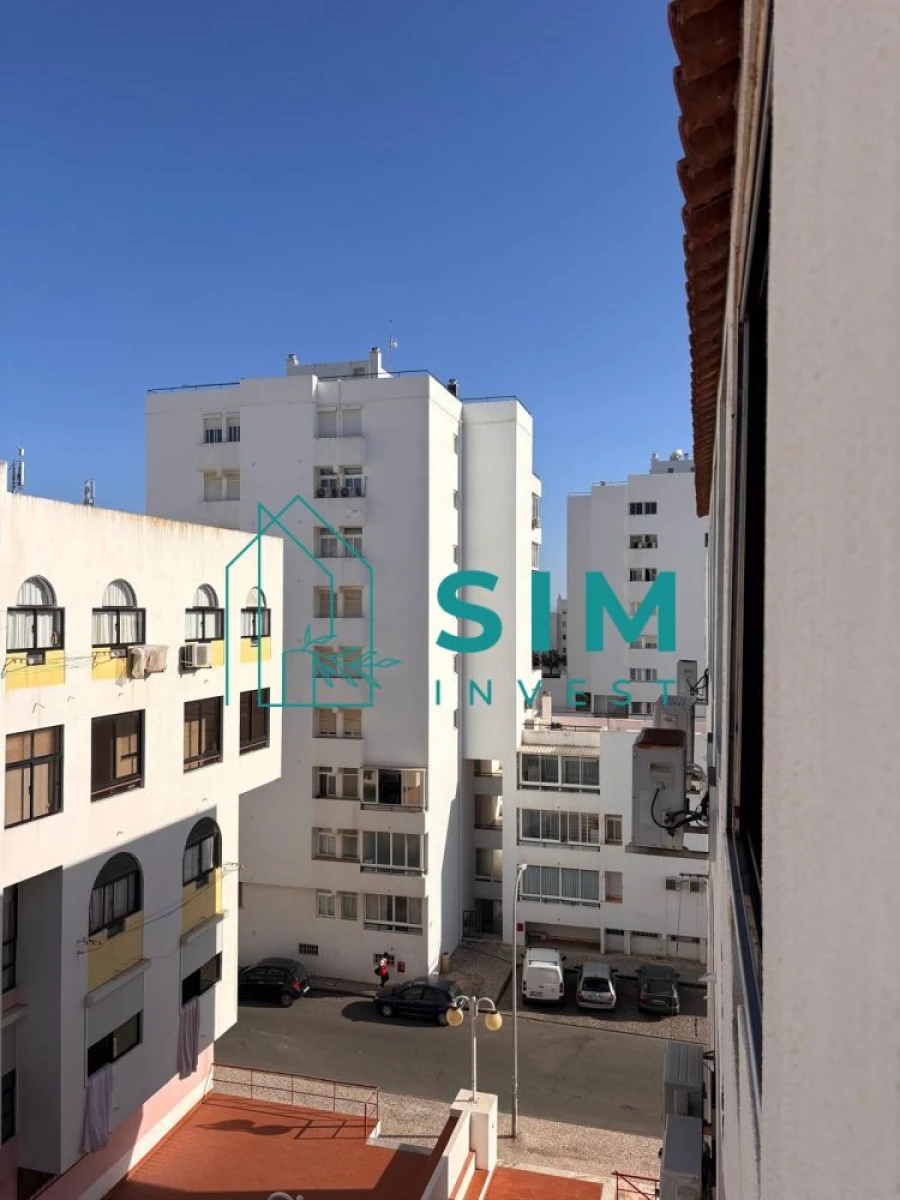 Apartamento T1 para Venda em Quarteira Foto 31