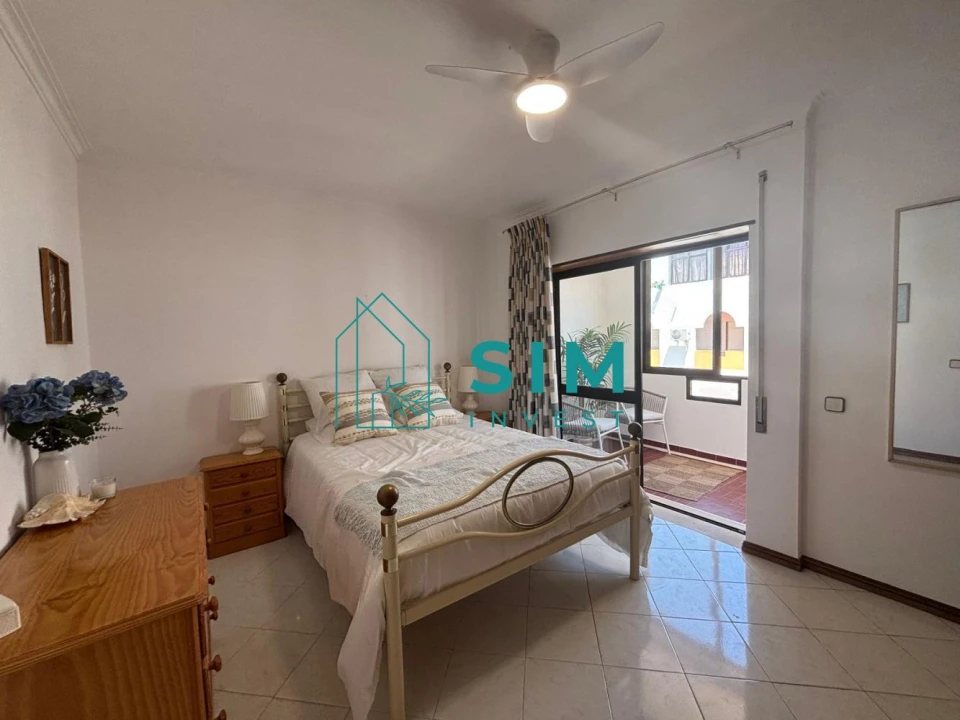Apartamento T1 para Venda em Quarteira Foto 23