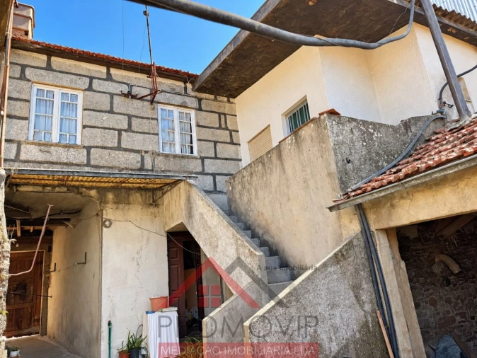 Moradia T3 para Venda em Santo Tirso, Couto (Santa Cristina e São Miguel) e Burgães Foto 10