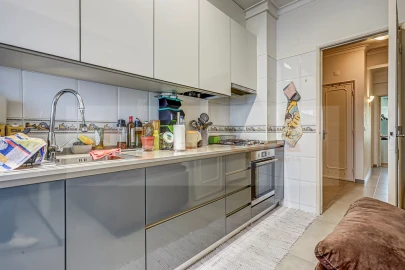 Apartamento T3 para Venda em Póvoa de Santa Iria e Forte da Casa