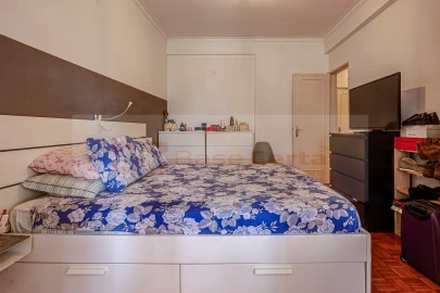 Apartamento T3 para Venda em Póvoa de Santa Iria e Forte da Casa