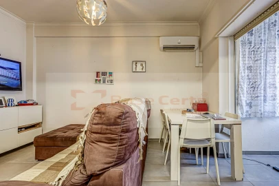Apartamento T3 para Venda em Póvoa de Santa Iria e Forte da Casa