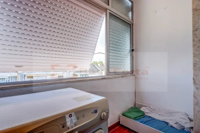 Apartamento T3 para Venda em Póvoa de Santa Iria e Forte da Casa