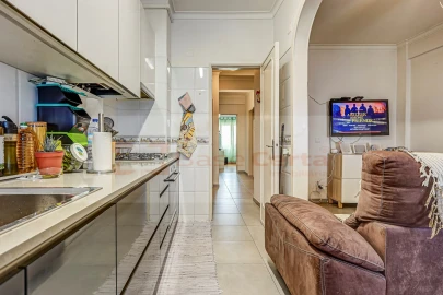 Apartamento T3 para Venda em Póvoa de Santa Iria e Forte da Casa