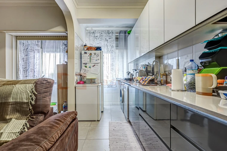 Apartamento T3 para Venda em Póvoa de Santa Iria e Forte da Casa Foto 6