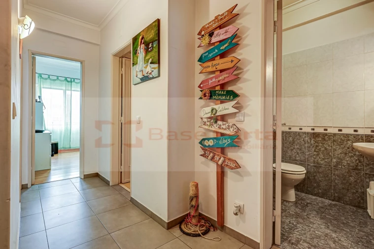 Apartamento T3 para Venda em Póvoa de Santa Iria e Forte da Casa Foto 12