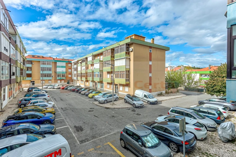 Apartamento T3 para Venda em Póvoa de Santa Iria e Forte da Casa Foto 22