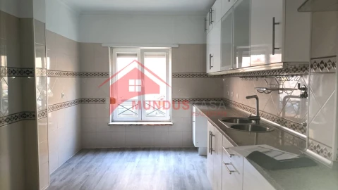 Apartamento T3 para Venda em Quinta do Conde