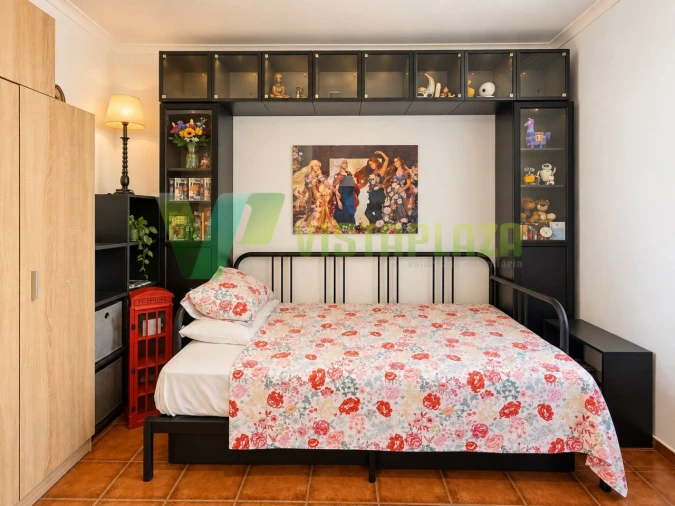 Apartamento T1 para Venda em Portimão Foto 5