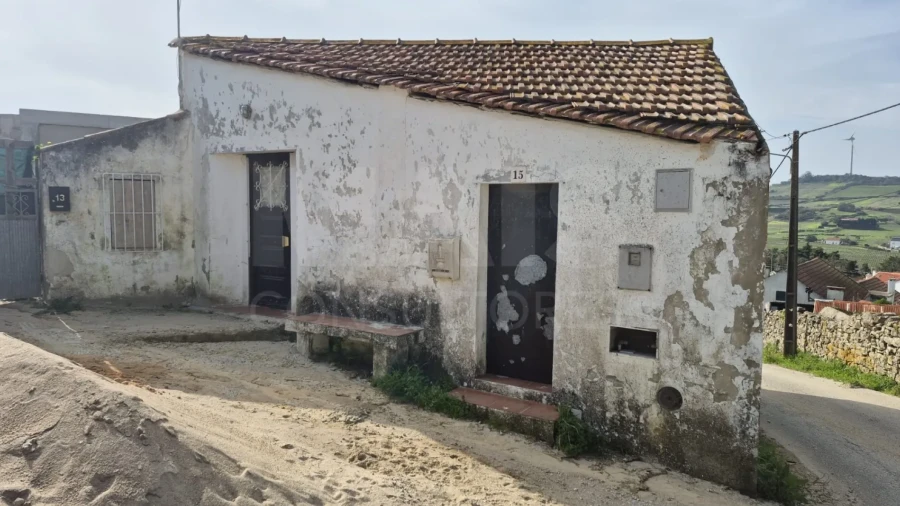 Moradia T2 para Venda em Santo Quintino