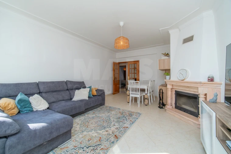 Apartamento T3 para Venda em Arruda dos Vinhos Foto 3