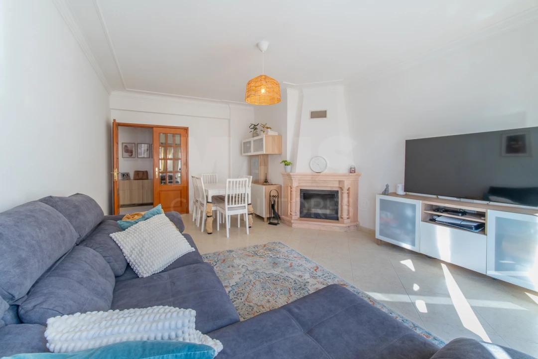Apartamento T3 para Venda em Arruda dos Vinhos Foto 1