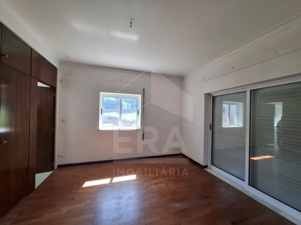 Moradia T3 para Venda em Forjães Foto 7