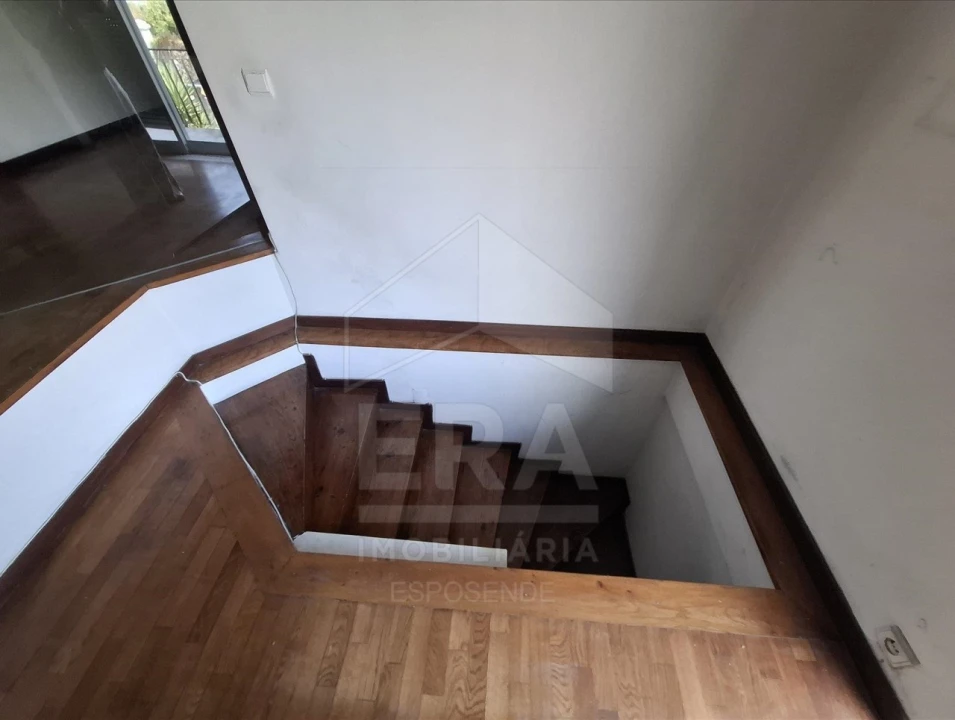 Moradia T3 para Venda em Forjães Foto 13