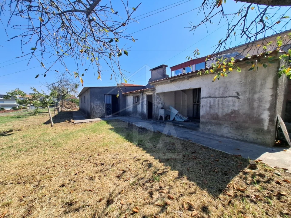 Moradia T3 para Venda em Forjães Foto 23