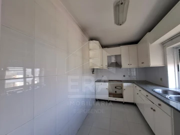 Moradia T3 para Venda em Forjães