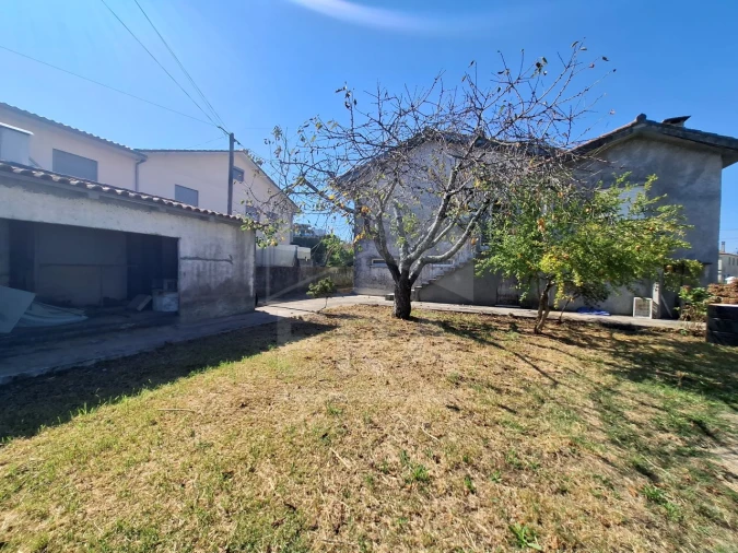Moradia T3 para Venda em Forjães Foto 22