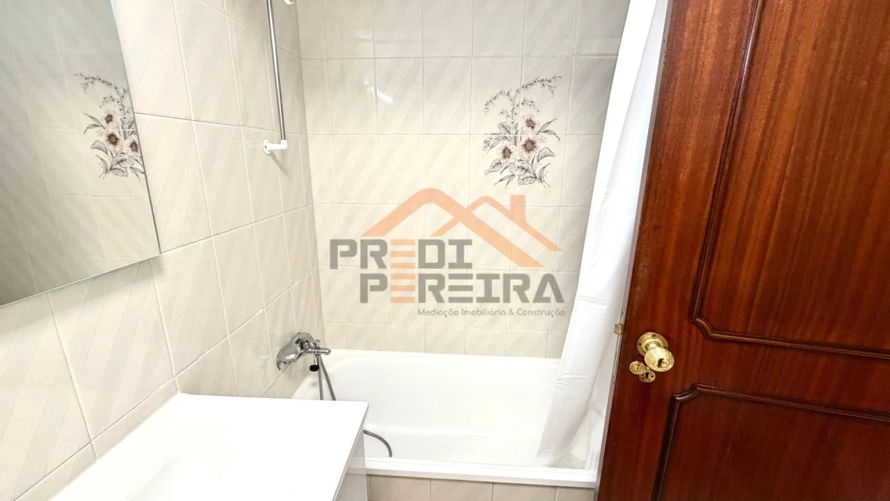 Apartamento T1 para Arrendamento em Odivelas Foto 5