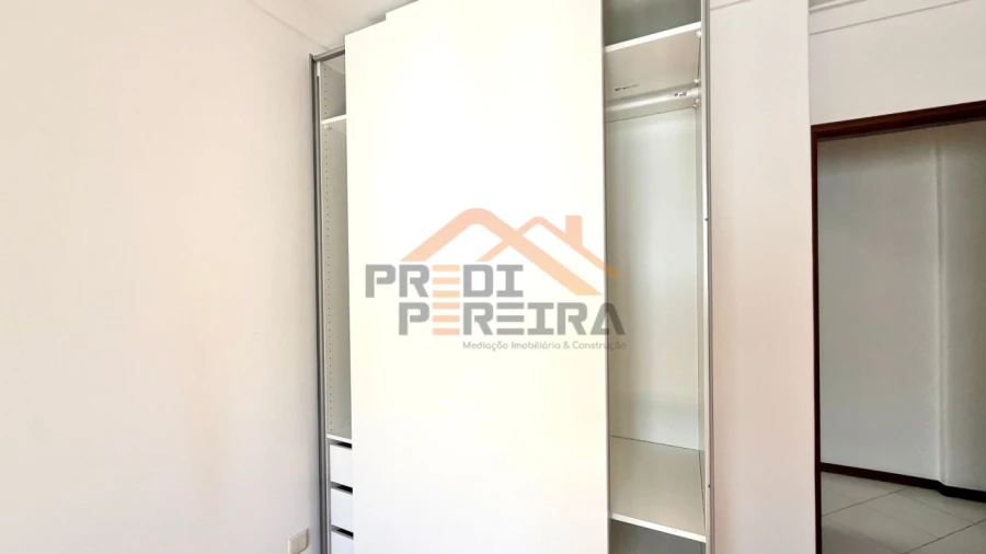 Apartamento T1 para Arrendamento em Odivelas Foto 9