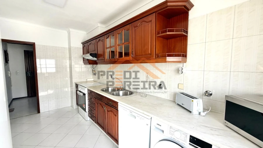 Apartamento T1 para Arrendamento em Odivelas Foto 18