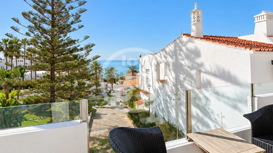 Prédio para Venda em Albufeira e Olhos de Água