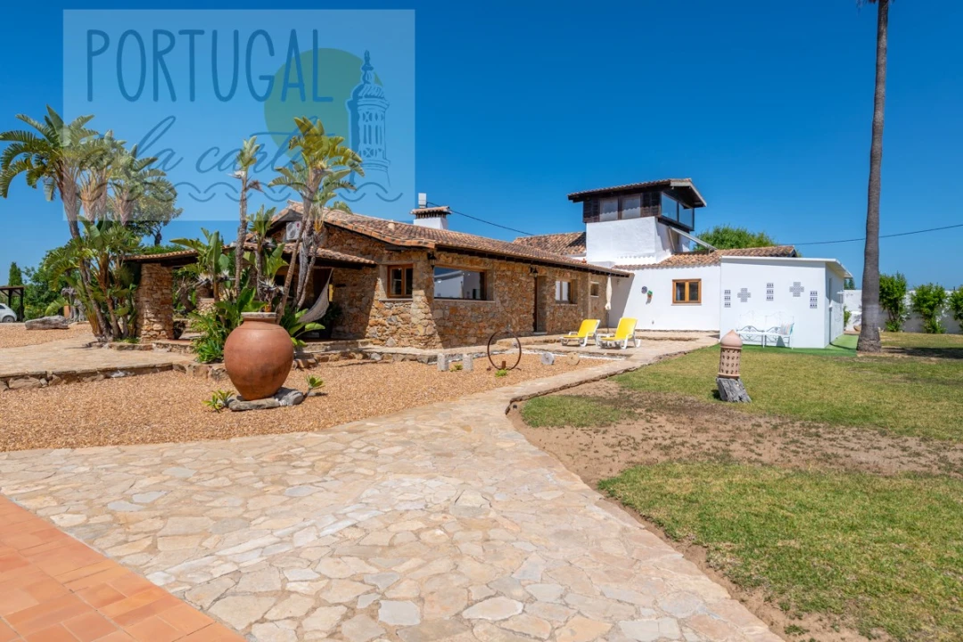 Moradia T3 para Venda em Quelfes Foto 11