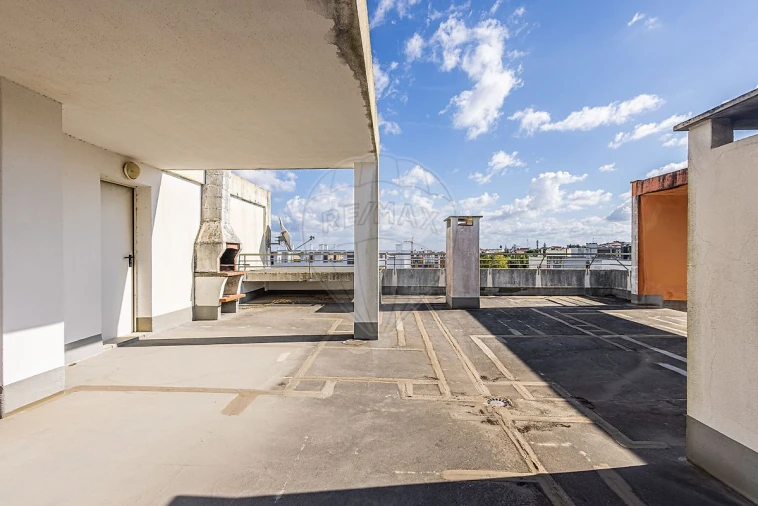 Apartamento T3 para Venda em Cartaxo e Vale da Pinta Foto 44