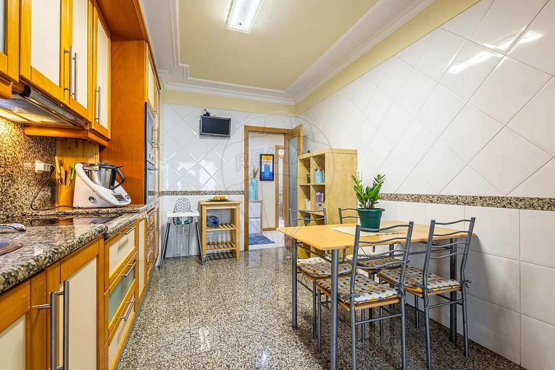 Apartamento T3 para Venda em Cartaxo e Vale da Pinta Foto 37
