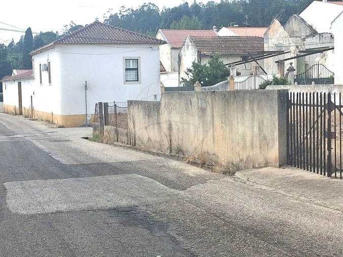 Terreno para Venda em Vale de Santarem Foto 3