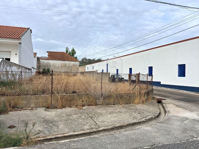 Terreno para Venda em Vale de Santarem Foto 10
