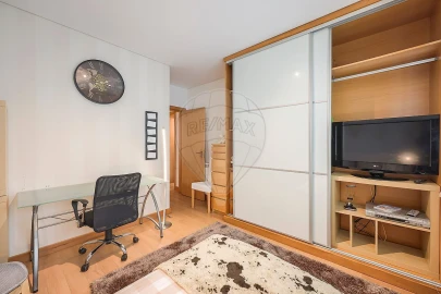 Apartamento T2 para Venda em Glória e Vera Cruz