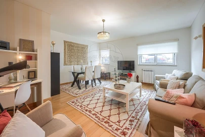 Apartamento T2 para Venda em Glória e Vera Cruz