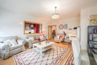 Apartamento T2 para Venda em Glória e Vera Cruz