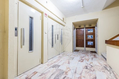Apartamento T3 para Arrendamento em São Domingos de Benfica