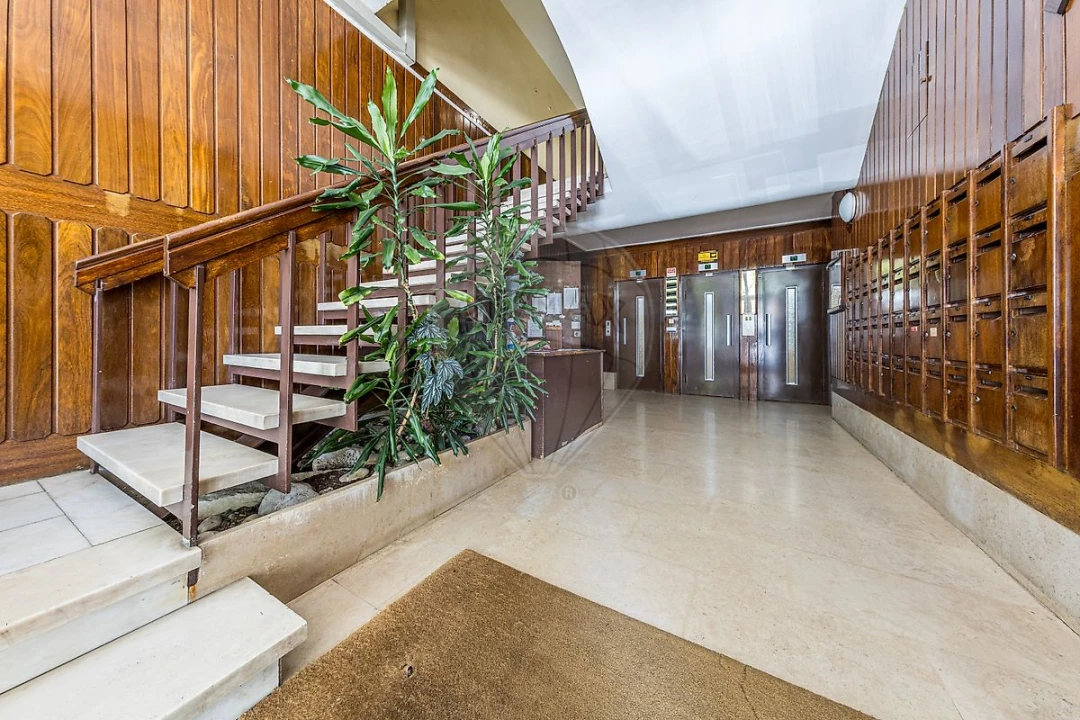Apartamento T3 para Arrendamento em São Domingos de Benfica Foto 36