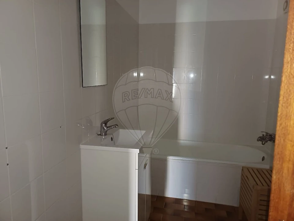 Apartamento T2 para Arrendamento em Alcabideche Foto 17