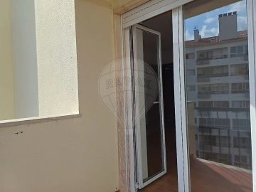 Apartamento T2 para Arrendamento em Alcabideche